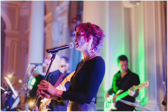 Singer and ceilidh caller Danica and Pastiche Band play live at a wedding in Central London